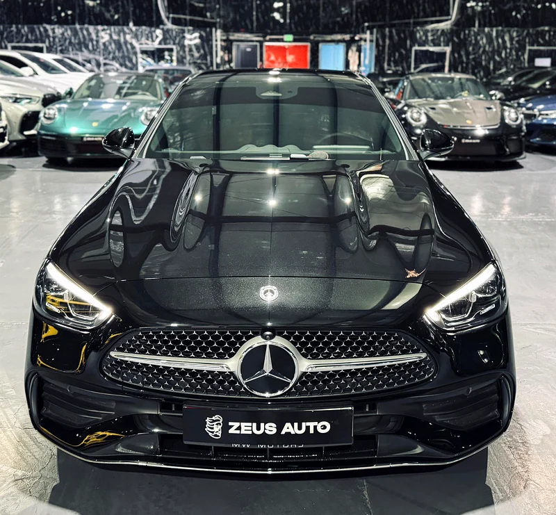 Mercedes-Benz C200 AMG Premium 2025 – GCC Specs Sporty Elegance | with EMC Warranty till Dec 202963399939585027113