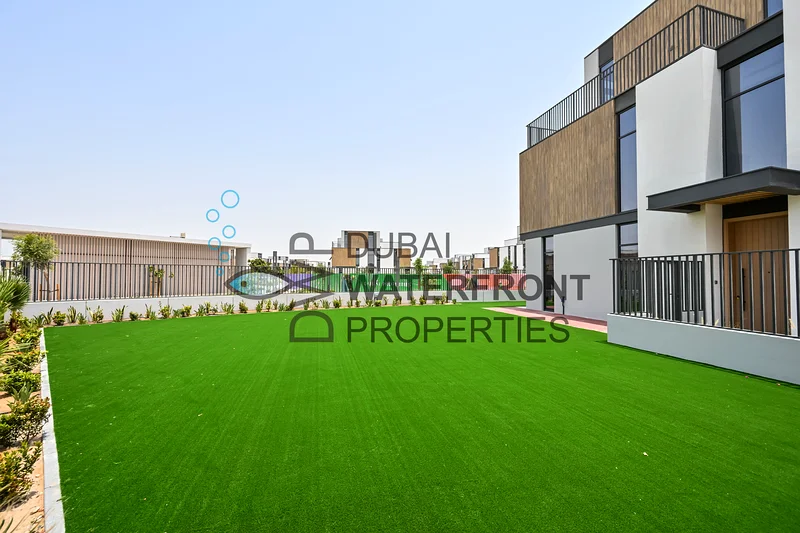 4BR+Family+Maid | G+2 | Pool and Park Facing | 4B263732954939266110