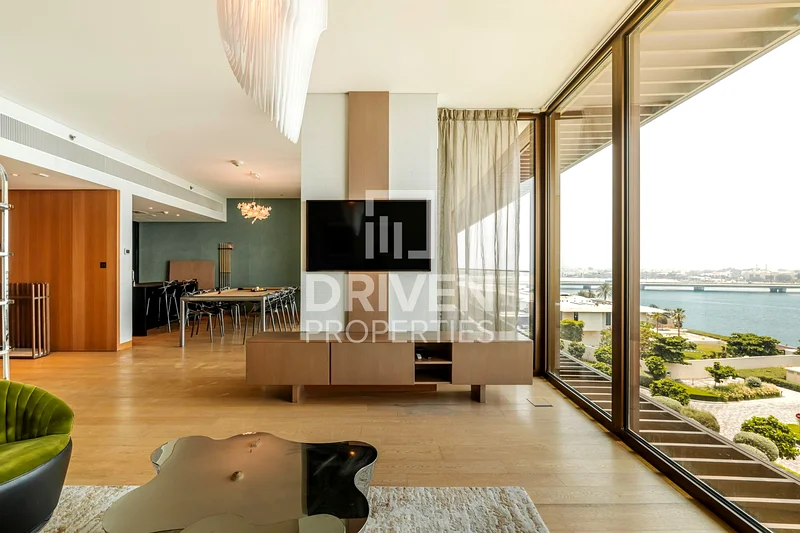 Exclusive Apt | Fully Upgraded and Furnished63929344585986112