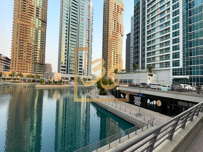 Stunning 1BR with Skyline Views | Prime JLT Location | Vacant On Transfer63987180545795113