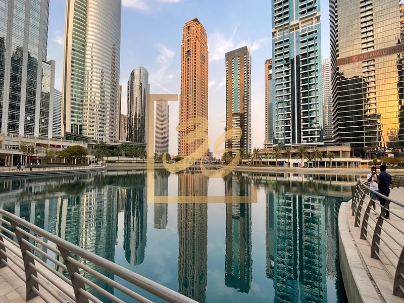 Stunning 1BR with Skyline Views | Prime JLT Location | Vacant On Transfer63987180545795112