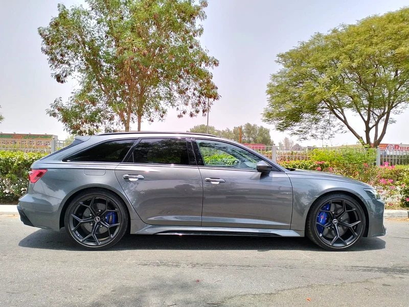 2024 AUDI RS 663406921597825112
