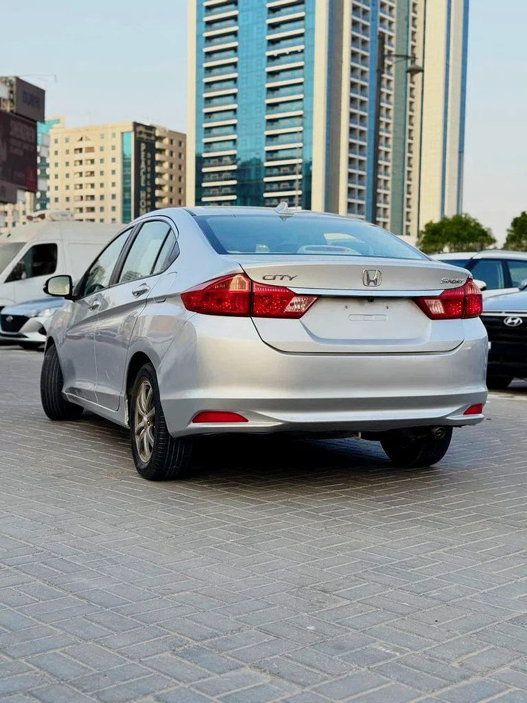 Honda City 2016 GCC Excellent condition63223316130561112