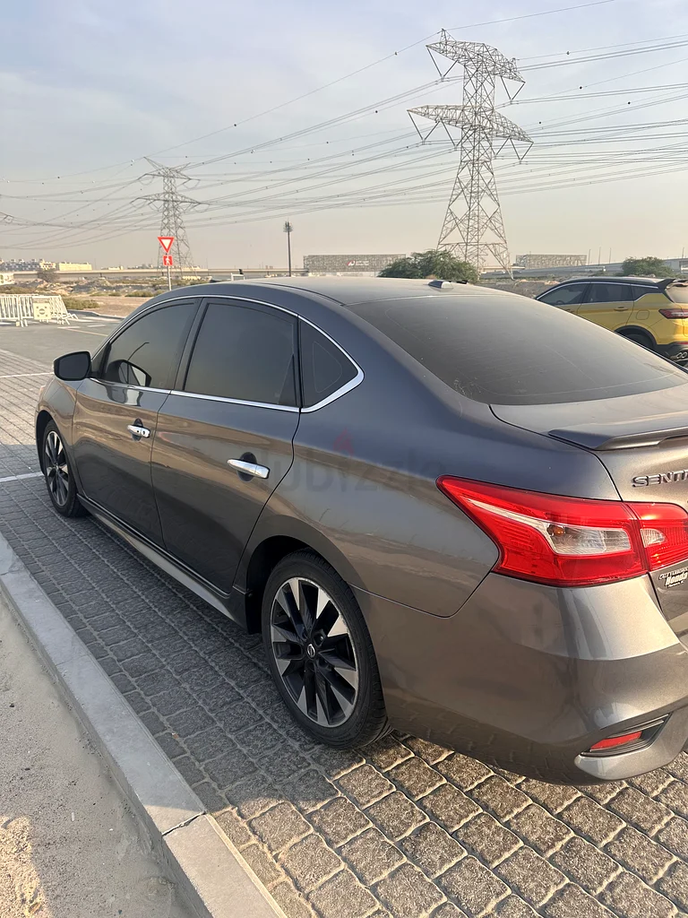 Nissan Sentra 2019 SR for Sale63399979475713113
