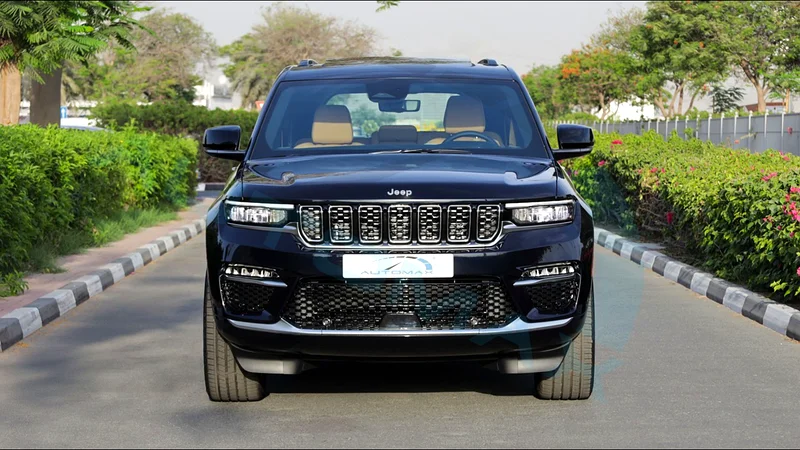 2025 Grand Cherokee Summit Reserve Luxury Night Vision 4x4 GCC with 3 Years or 60,000 km Warranty63398605540611112