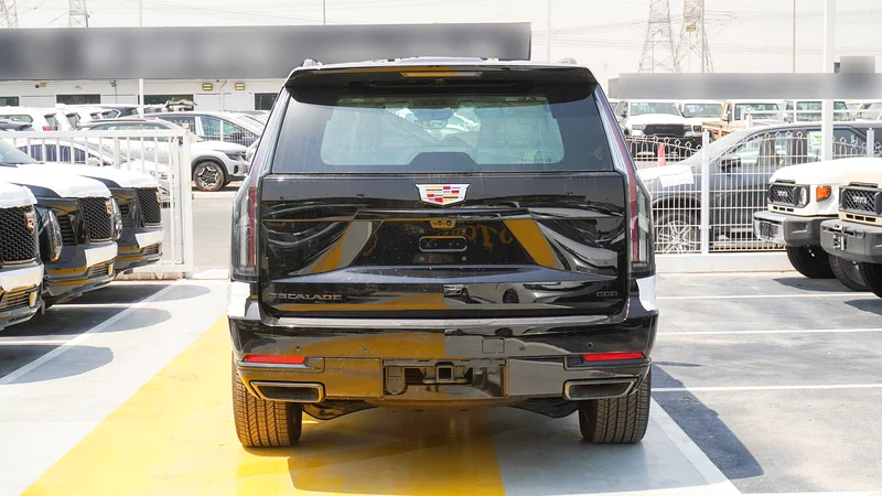 CADILLAC ESCALADE 600 SPORTS PLATINUM 6.2L PETROL – BLACK: 360 CAM, PANORAMIC, HUD, BLIND SPOT . MO63398490911234114