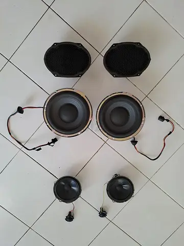 2013 - 14 Ford Mustang High-Quality Car Speakers for Sale - Enhance Your Rides Audio!
