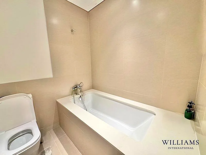EXCLUSIVE | INVESTOR OPP | 2 BR | PARK VIEW64043459848321114
