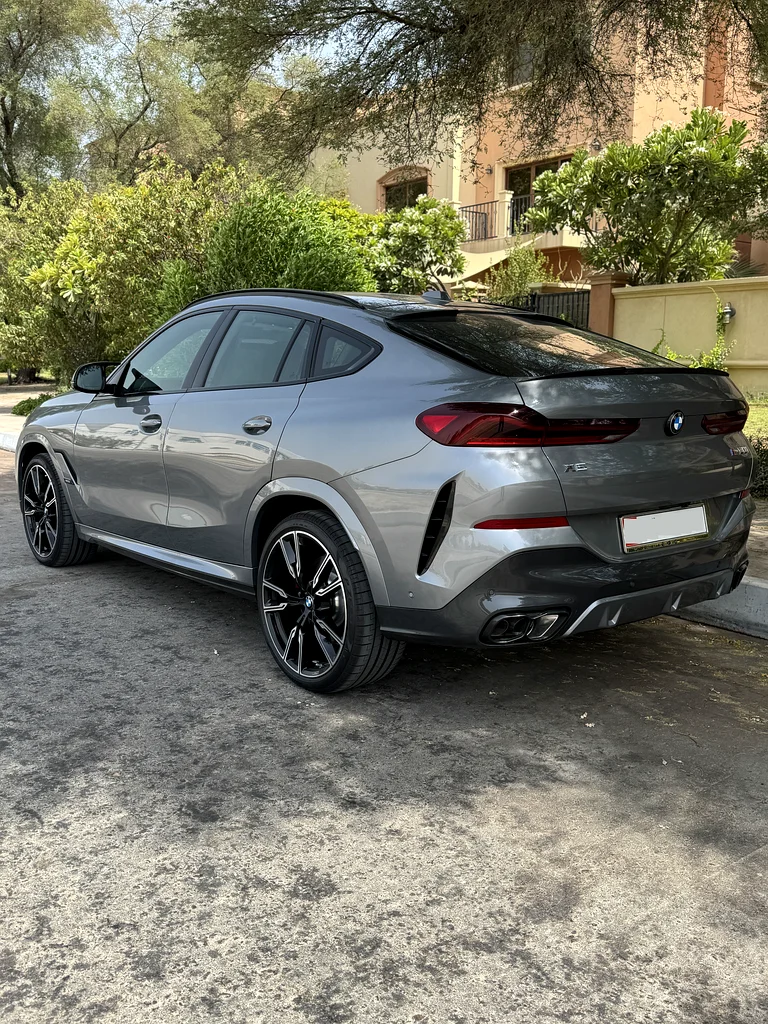 BMW X6 M60i M Performance, BMW Service and Warranty63410194800642112