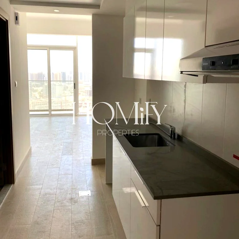 High Floor ~ Facing Pool ~ Spacious63780134227073114