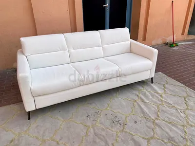 Selling premium quality Natuzzai three seater sofa bed