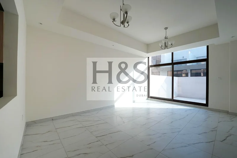 Brand New | Prime Location | Middle Unit63747901932291114