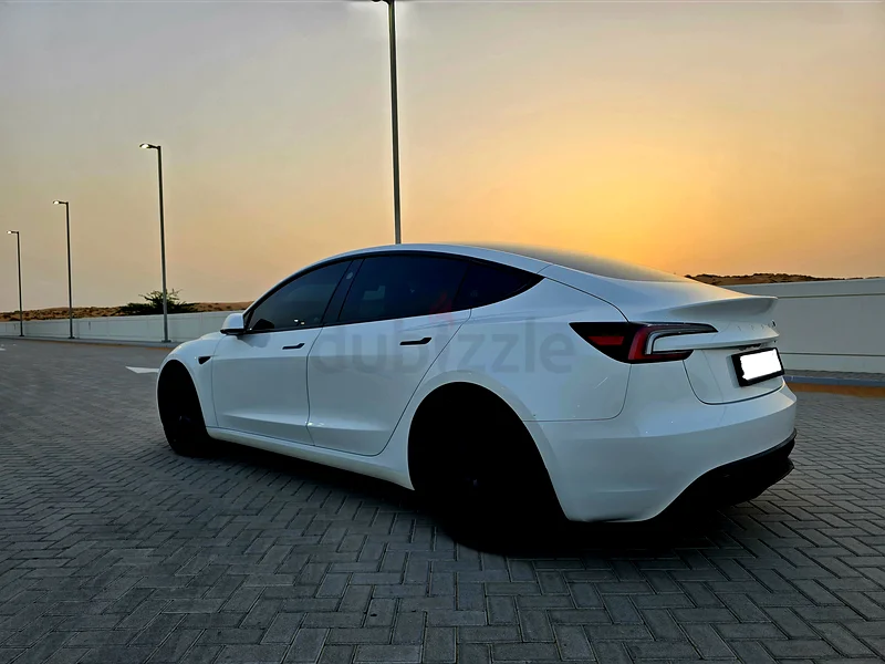 2024 Tesla Model 3 – White on White – GCC – Warranty63398505165699112