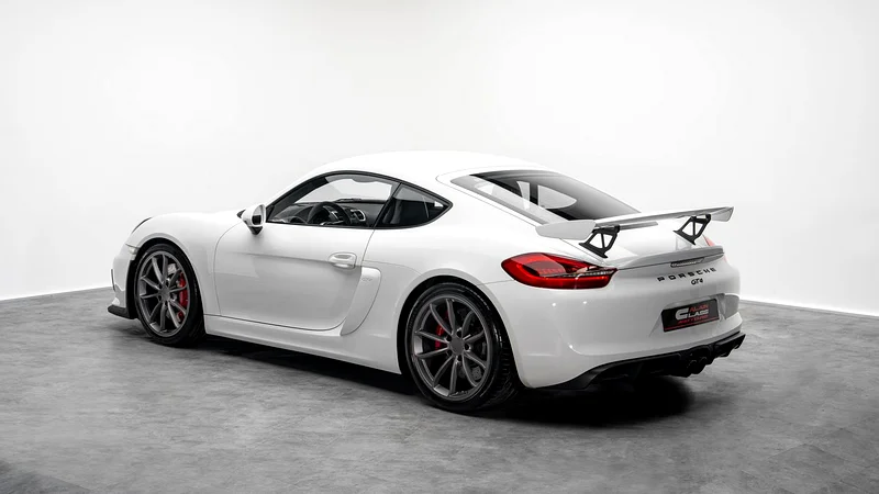 Porsche Cayman GT4 Manual - 2016 - GCC63398647743362111