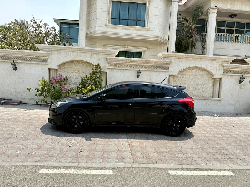Ford Focus ST, 2014, GCC, Accident Free, Original Paint, Full Service History.63168972350337112