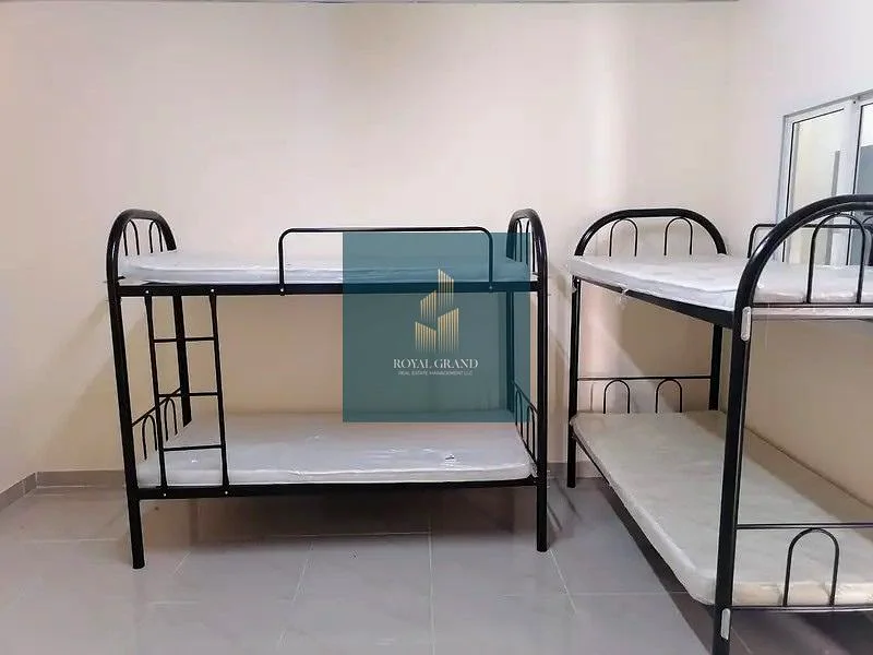 الإقامة العمالية في المصفح63402787657217112