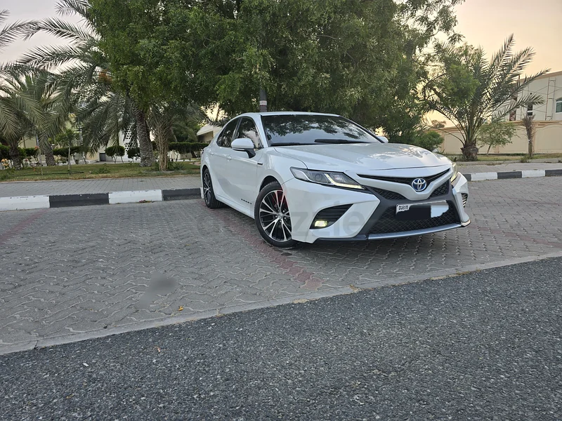 Toyota Camry SE 2019 GCC Specs ( Hybrid)634125362922261112