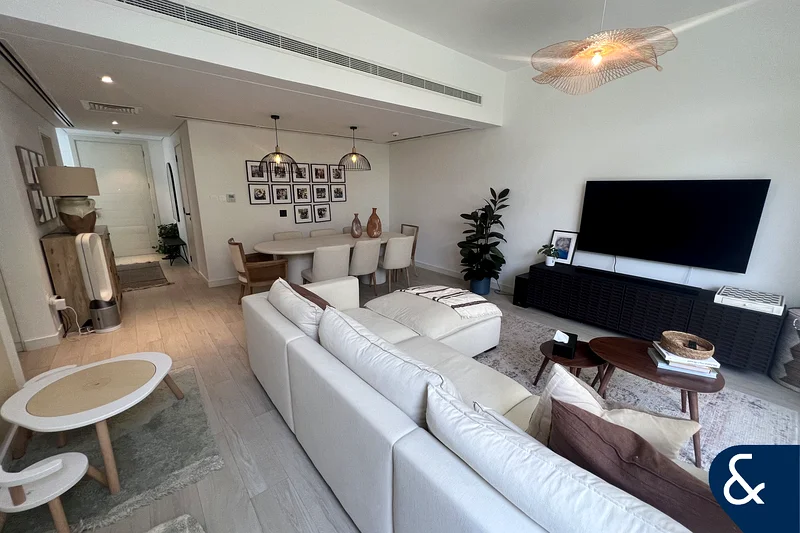 Fully Upgrade | Corner Plot | Great layout63925862360450110