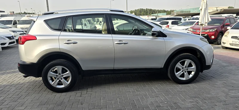Toyota Rav4 2013 vxr Full option63401304574849113