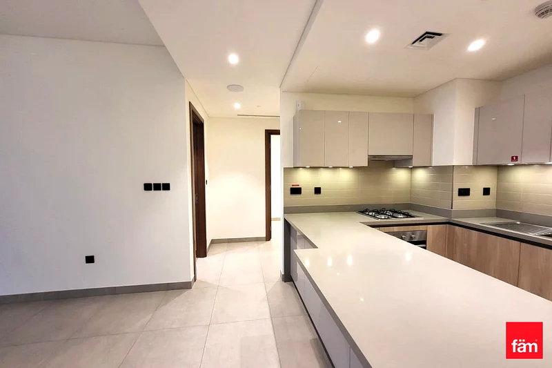 +Study | High Floor | Lagoon View | Top Investment64016294016770113