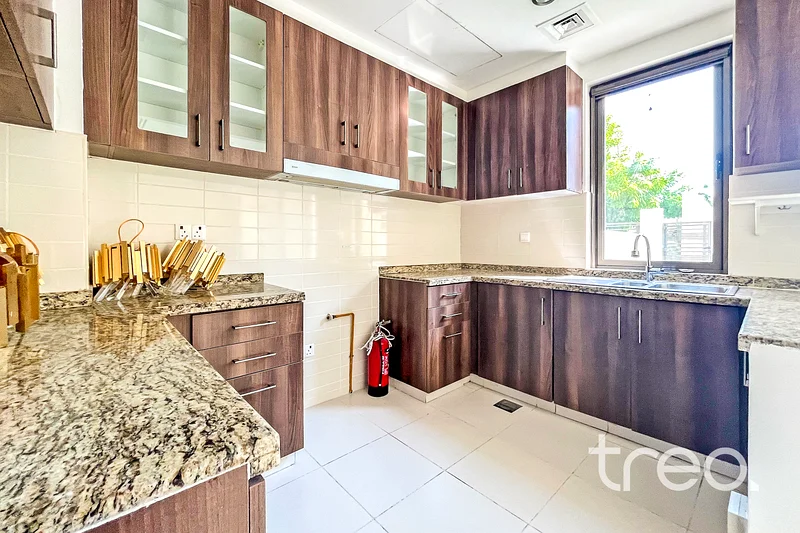 Smart Investment | Great layout | Negotiable63919101464194113