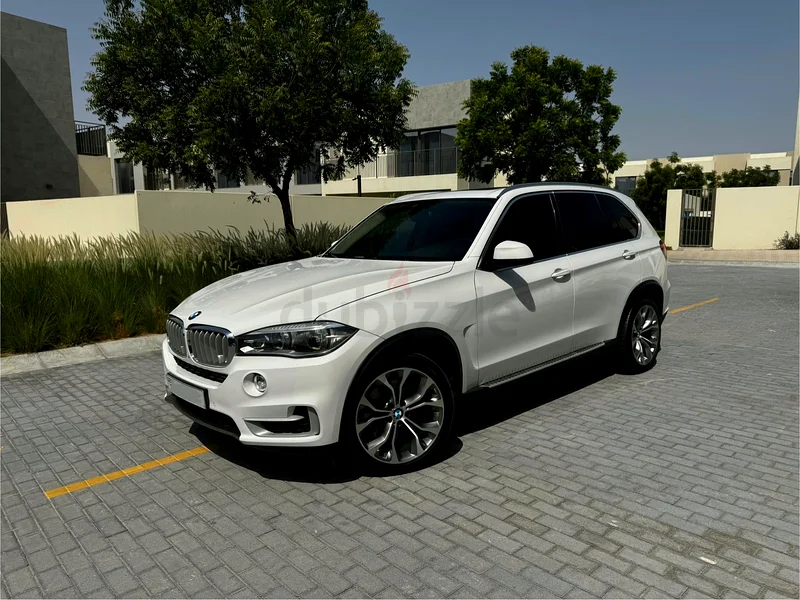 بيع بي إم دبليو المحبوبة  
بي إم دبليو X5 xDrive50i | 2014 | خيار كامل | خليجي | سيدة تستخدمها63406212816001112