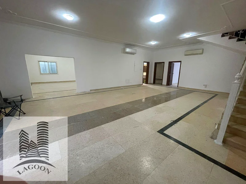 SPACIOUS 8-BEDROOM VILLA FOR RENT FOR FAMILY AND COMPANY STAFF63405213407745112
