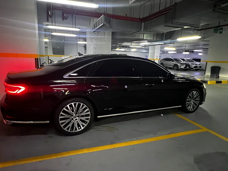 Audi A8L 60 TFSI | V8 | Warranty Service Contract Until March 2027, Unlimited KM (Royal Swiss)63406921556611113