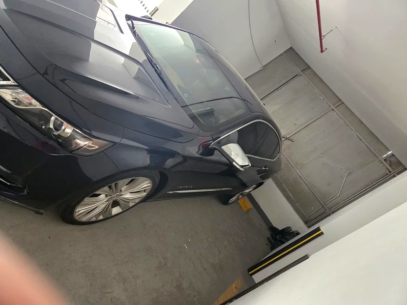 Very well maintained top edition impala 2015 LTZ63398557315714112