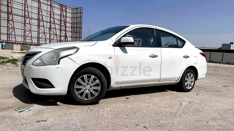 Nissan SUnny 201663399966742659114