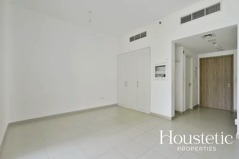 VACANT | HIGH ROI | POOL VIEW | VIEWABLE63950868514691112