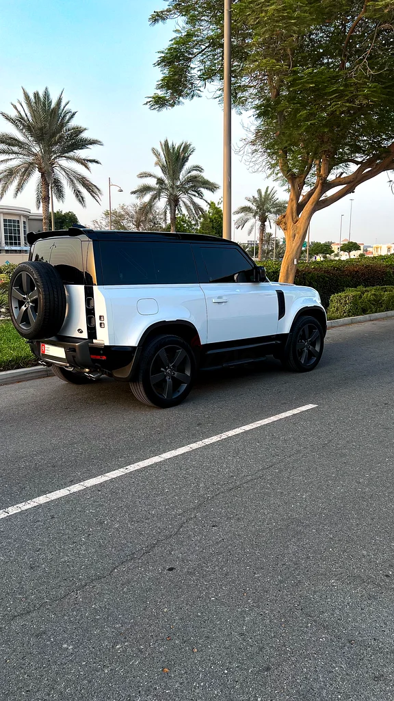 GCC Defender P90 V863399897657218113