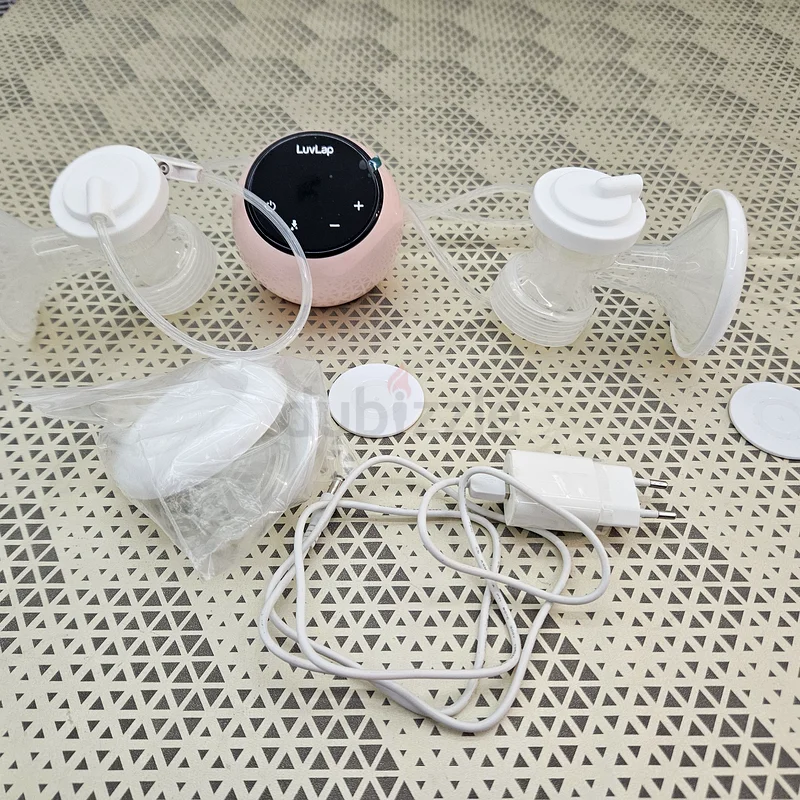 Almost new Luvlap double sided electric breast pump with carry