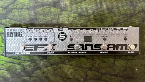 Tech21 Fly Rig 5 (v2) - SansAmp, Reverb, Delay, Plexi/Cali Distortion and Boost Pedal