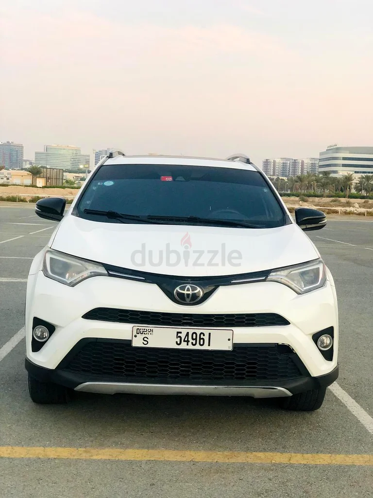 For sale Toyota Rav-4 2018 model634013061836811122