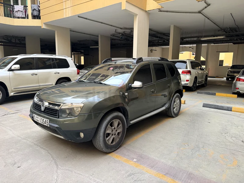 RENAULT DUSTER , 2.0 L , READY TO USE , 240K KMS , COMPREHENSIVE INSURANCE, PREMIUM SERVICE.63398496513539112