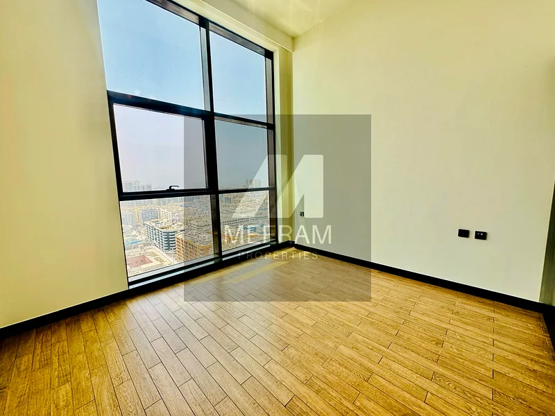 Spacious Layout | Near Metro | Accessible Location63767749193089114