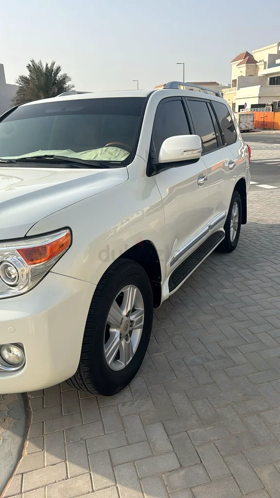 تويوتا لاند كروزر V8 2015 للبيع63399948975747113