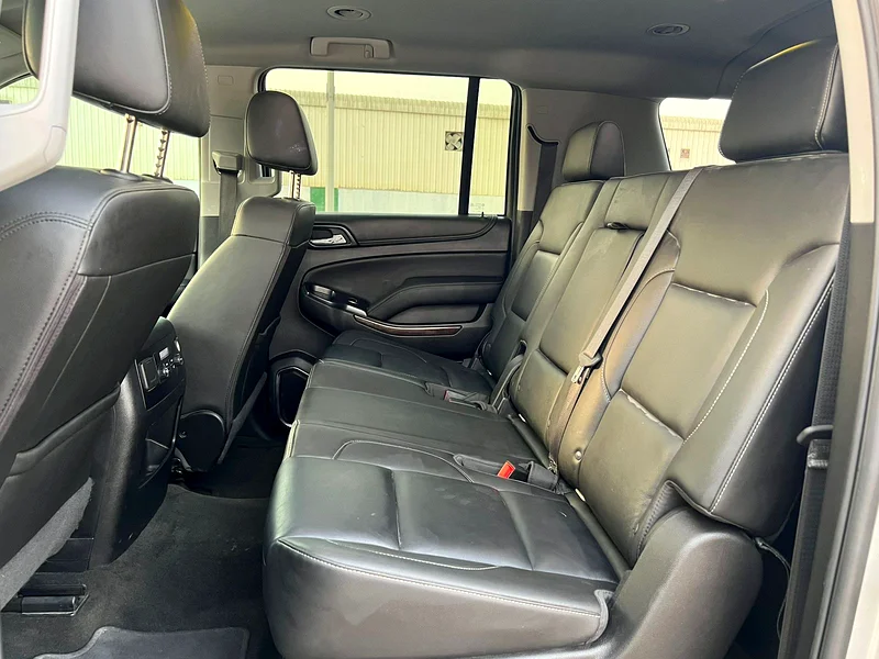 Tahoe 2018 Suburban63398565443969114