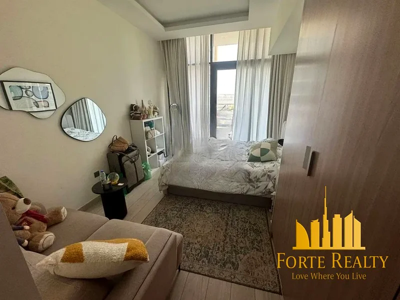 Studio Unfurnished | Spacious Layout | Well Maintained63976129640065112