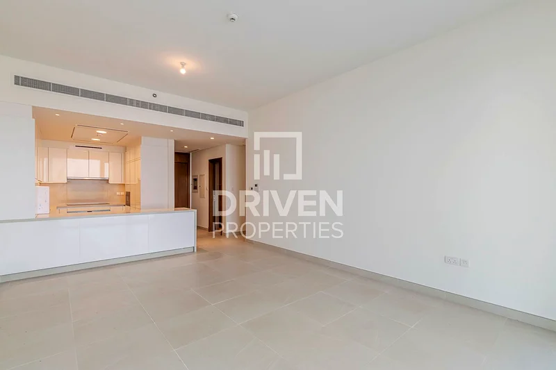 Modern and Serene Canal View | High Floor63949910177409113