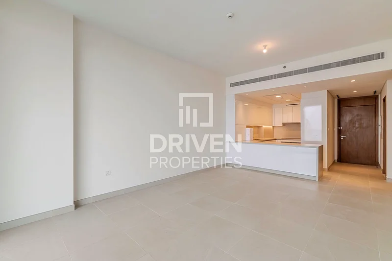 Modern and Serene Canal View | High Floor63949910177409112