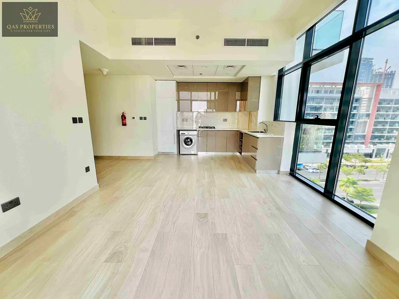 Spacious 1 Bedroom Corner Unit | Bright & Spacious ||Prime Location ||63975530735619112