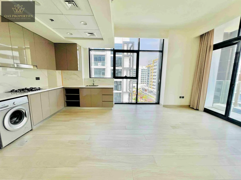 Spacious 1 Bedroom Corner Unit | Bright & Spacious ||Prime Location ||63975530735619111