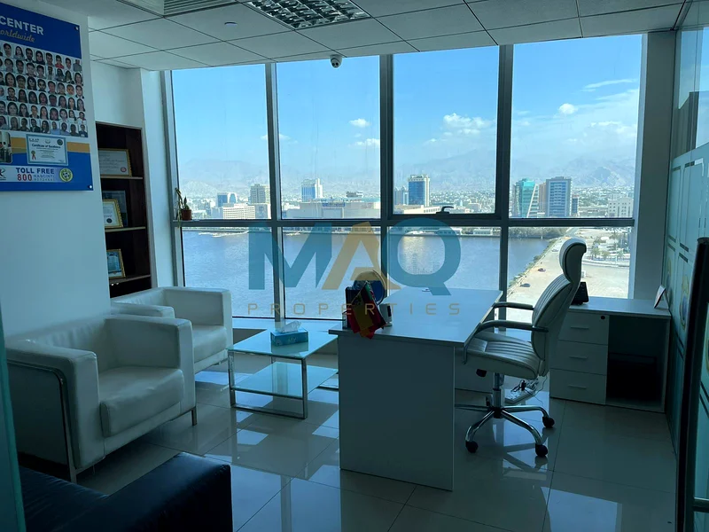 صفقة ساخنة | استثمار رائع | بائع متحمس63818030765057110