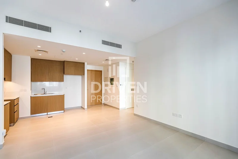 Vacant Soon | Best Price and Unique Layout64024508244738114