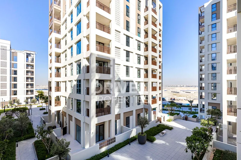 Vacant Soon | Best Price and Unique Layout64024508244738111