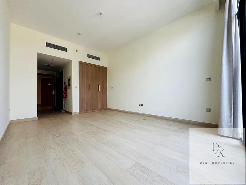 Spacious | Big Balcony | Multiple Units63977540216321110