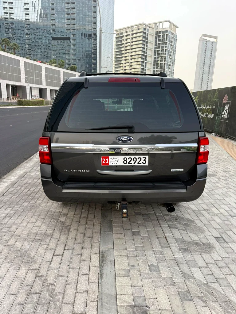 2015 Ford Expedition Platinum in Excellent Condition63399879702019112