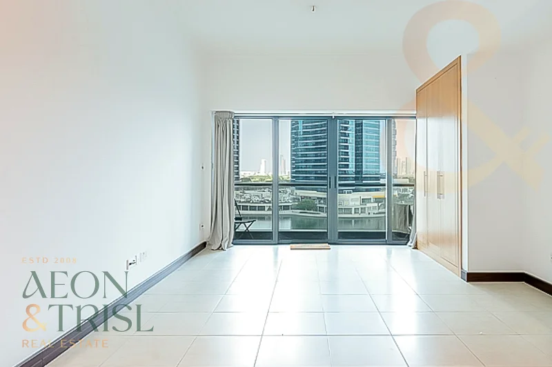 Full Window Unit | Lake Facing | Balcony | Premium63987874247939111